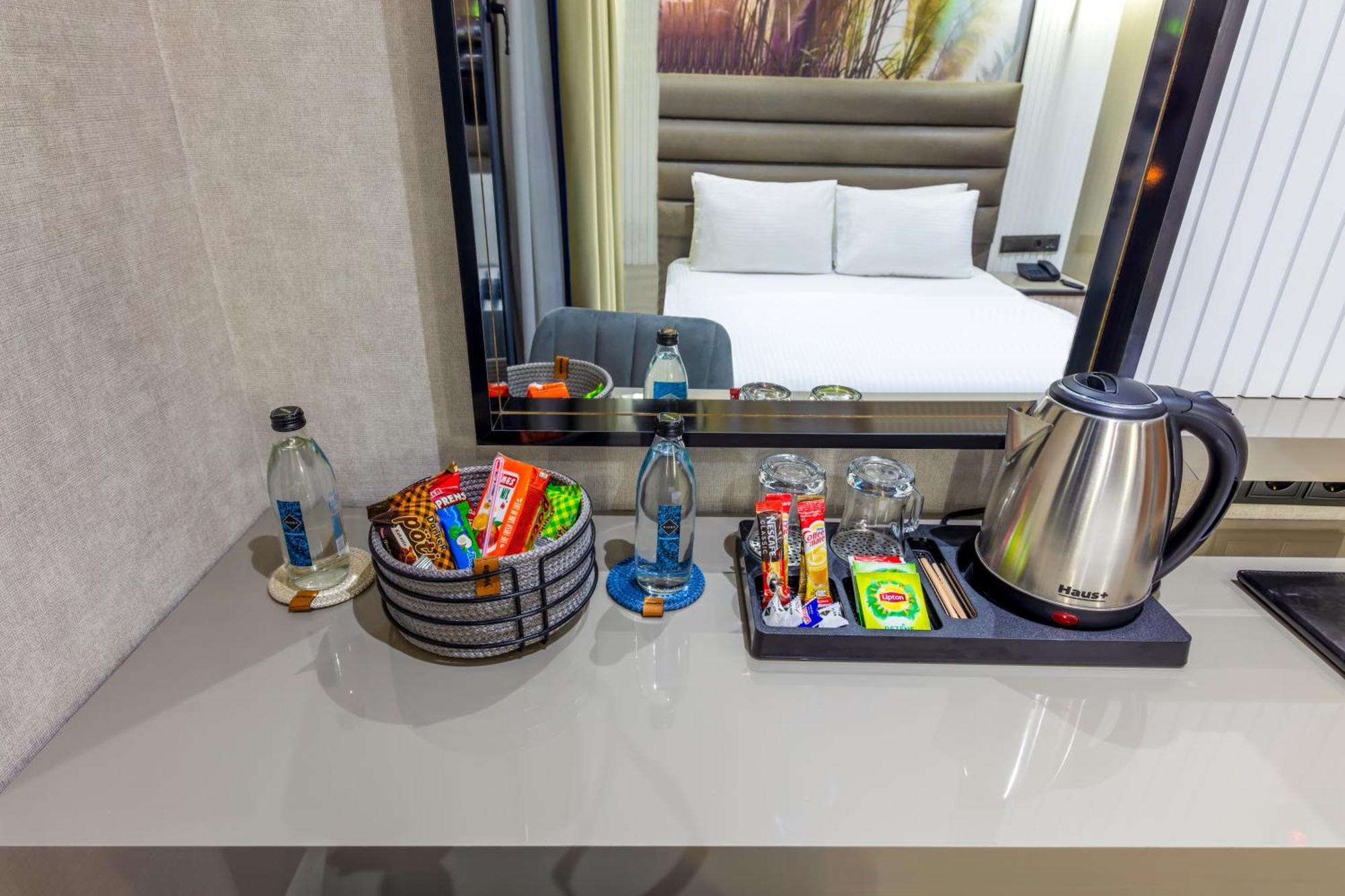 Dem Premium Hotel - Round Trip Airport Service - Istanbul International Airport Arnavutkoy Exterior foto